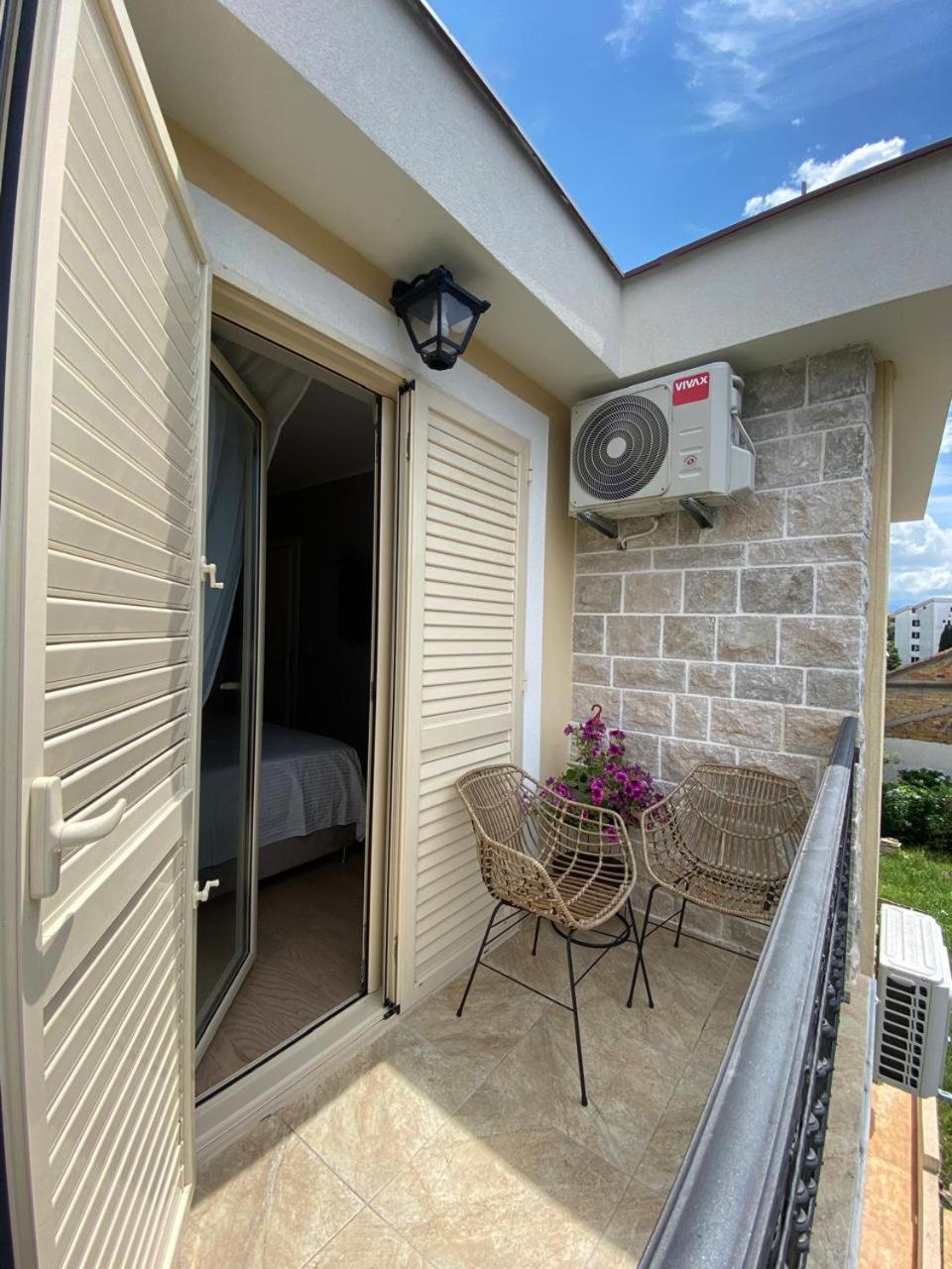 Apartman Tara Tivat Exterior photo